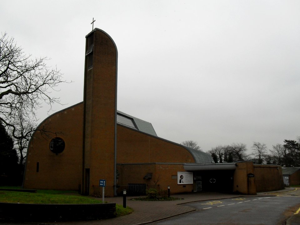 St Joseph's RC Church, Ladbroke Road, Redhill (January 2010) (3)