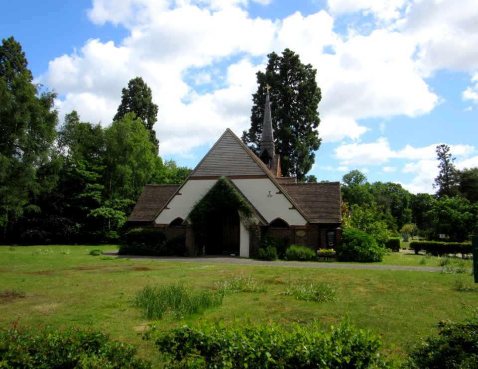 St Edward the Martyr Orthodox Church, Brookwood Cemetery, Brookwood (June 2015) (7)