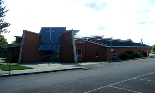 St Joseph's RC Church, St Margaret's Drive, Epsom (August 2013) (4)