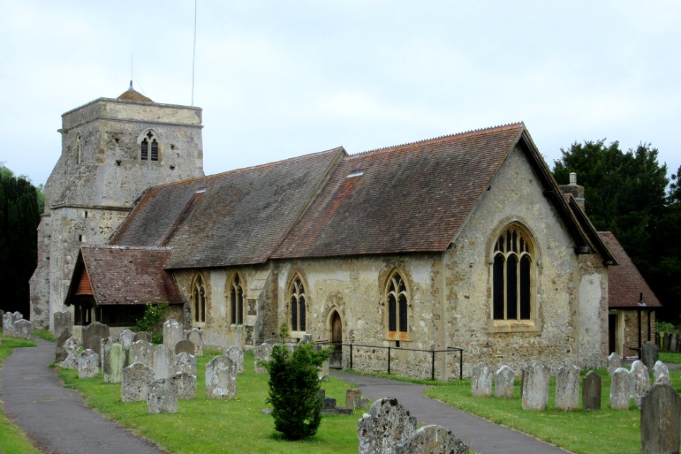 St Mary the Virgin's Church, Frensham Street, Frensham (June 2015) (2)