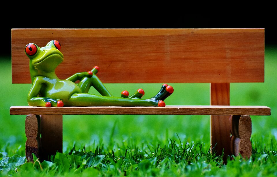 Relaxed figure funny