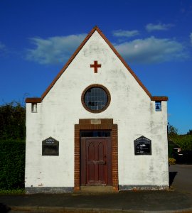 St Francis' Church, Three Stiles Road, Byworth, Farnham (May 2015) (3)