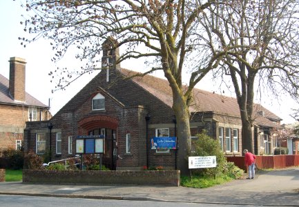 St Francis' Church, Northern Parade, Hilsea (March 2019) (5)