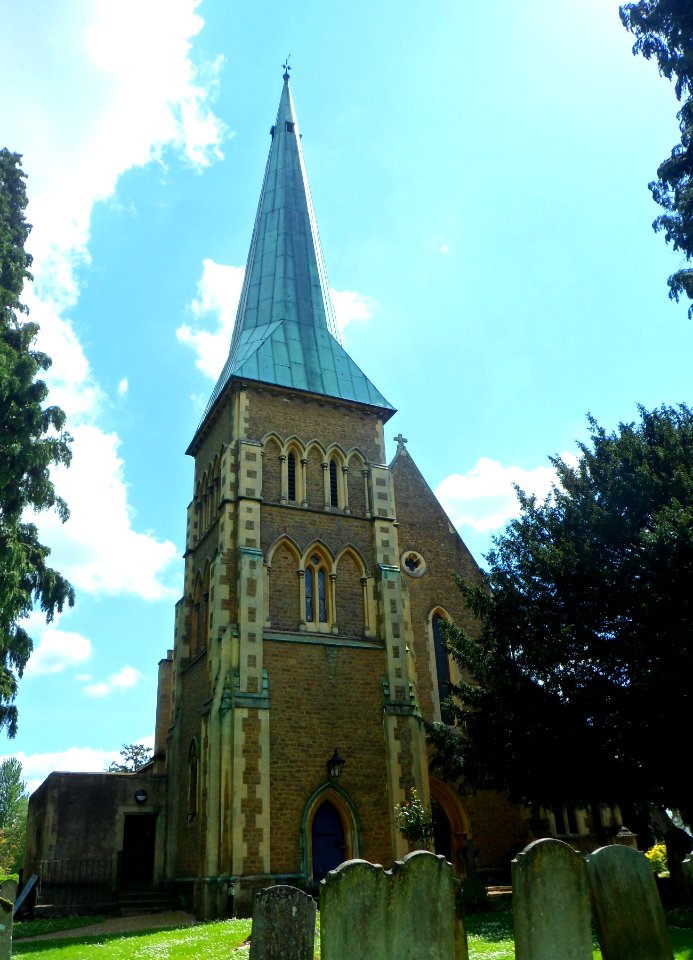 St Mary the Virgin's Church, The Street, Shalford (May 2014) (2)