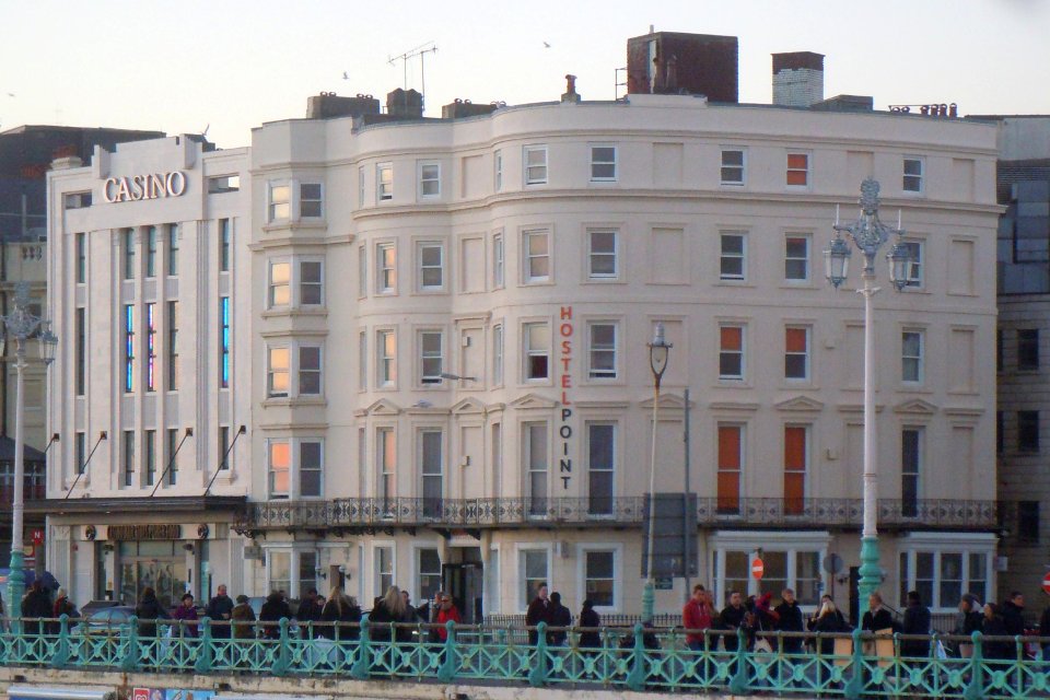 St Christopher's Inn (former Princes Hotel), Grand Junction Road, Brighton (NHLE Code 1380519) (January 2017) (1)