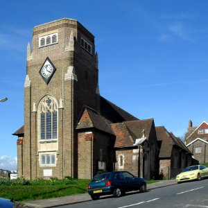 St Ethelburga's Church, St Saviour's Road, Bulverhythe, St Leonard's-on-Sea (April 2010) (4)