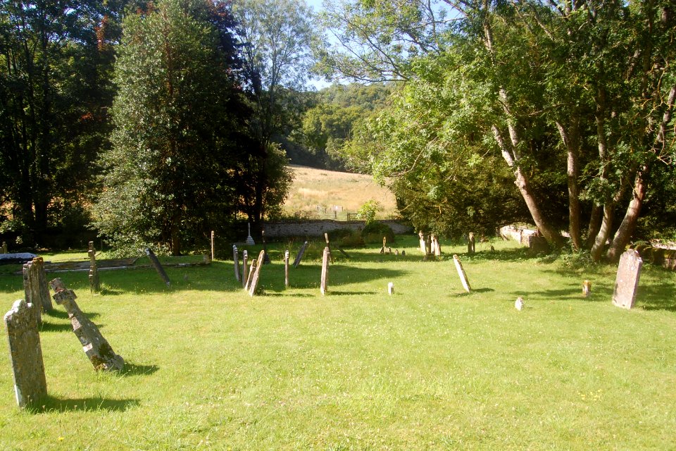 St Mary the Virgin's Church, High Street, Buriton (NHLE Code 1302500) (July 2019) (Churchyard) (1)