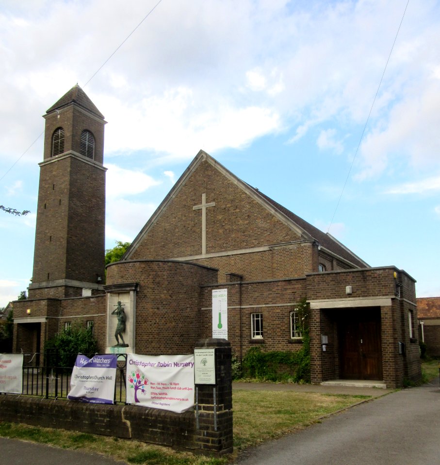 St Christopher's Church, Claygate Lane, Hinchley Wood (June 2015) (4)