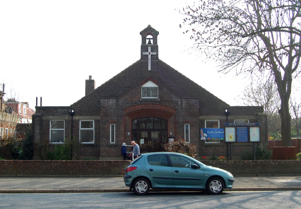 St Francis' Church, Northern Parade, Hilsea (March 2019) (1)