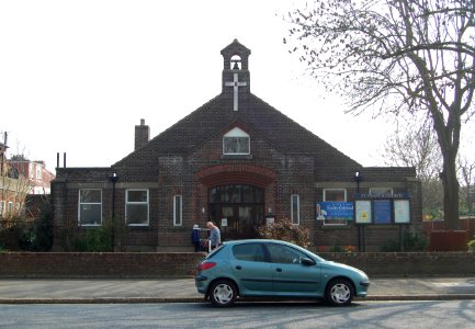 St Francis' Church, Northern Parade, Hilsea (March 2019) (1)