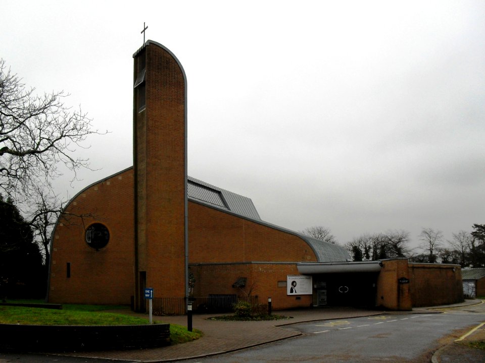 St Joseph's RC Church, Ladbroke Road, Redhill (January 2010) (1)