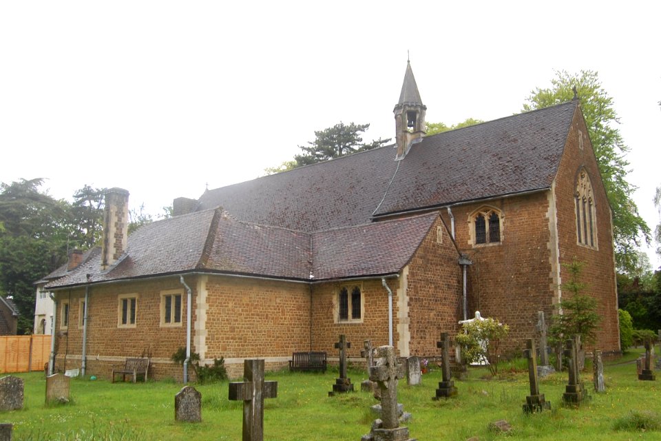St Joseph's Church, Headley Road, Grayshott (NHLE Code 1179394) (May 2021) (4)