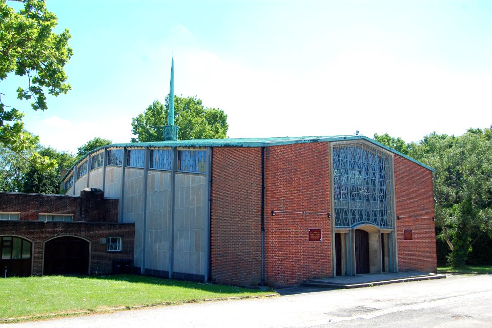 St Francis' Church, Riders Avenue, Leigh Park (May 2019) (2)