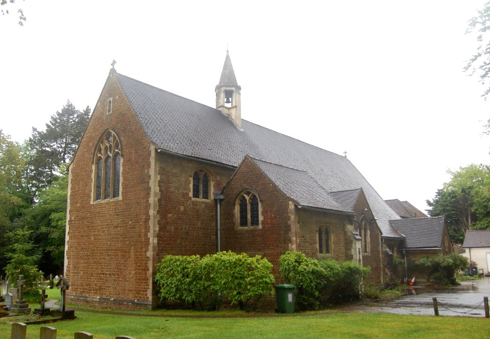 St Joseph's Church, Headley Road, Grayshott (NHLE Code 1179394) (May 2021) (3)