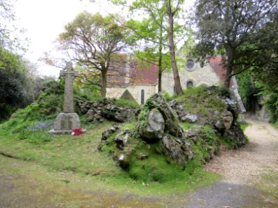 St Boniface Church, Bonchurch Shute, Bonchurch (May 2016) (Churchyard) (1)