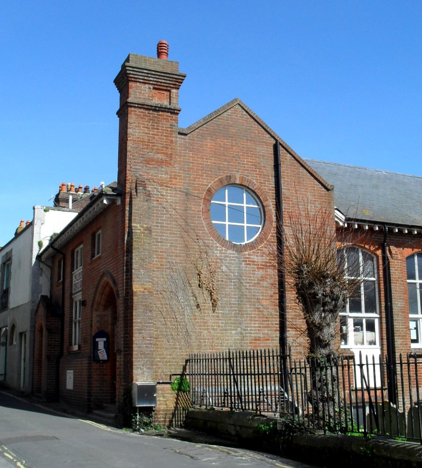 St Clement's Church Hall, 2 Croft Road, Old Town, Hastings (April 2010) (1)