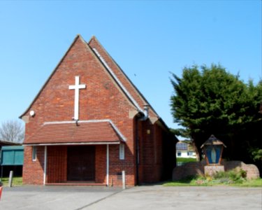 St Columba's RC Church, Fisher Road, Bridgemary, Gosport (April 2019) (4)
