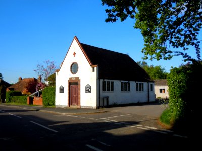St Francis' Church, Three Stiles Road, Byworth, Farnham (May 2015) (5)