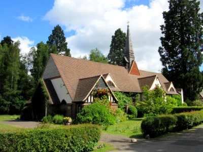 St Edward the Martyr Orthodox Church, Brookwood Cemetery, Brookwood (June 2015) (3)