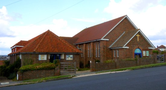 St Martin's United Reformed Church, Longridge Avenue, Saltdean (August 2014) (4)