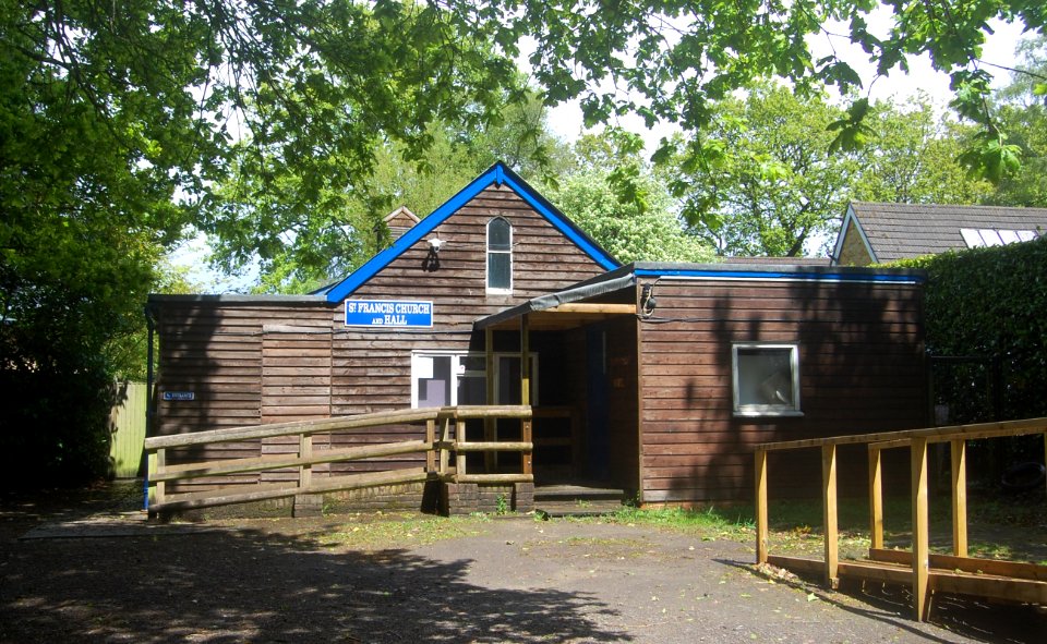 St Francis' Community Church, Eddeys Lane, Headley Down (May 2021) (1)