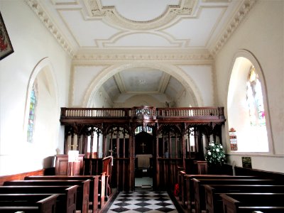 St Botolph, Lullingstone, nave