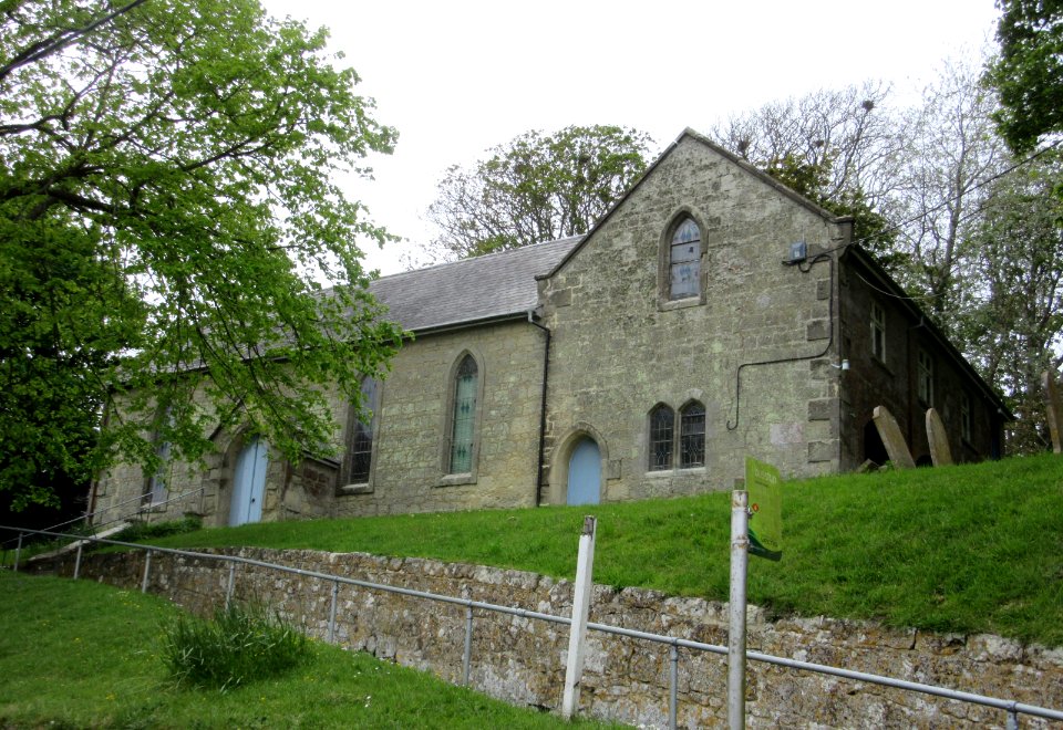 St Catherine's Chapel (Niton Baptist Church), Institute Hill, Niton (May 2016) (2)