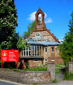 St Mark's Church, Alma Road, Heath End, Farnham (May 2015) (3)