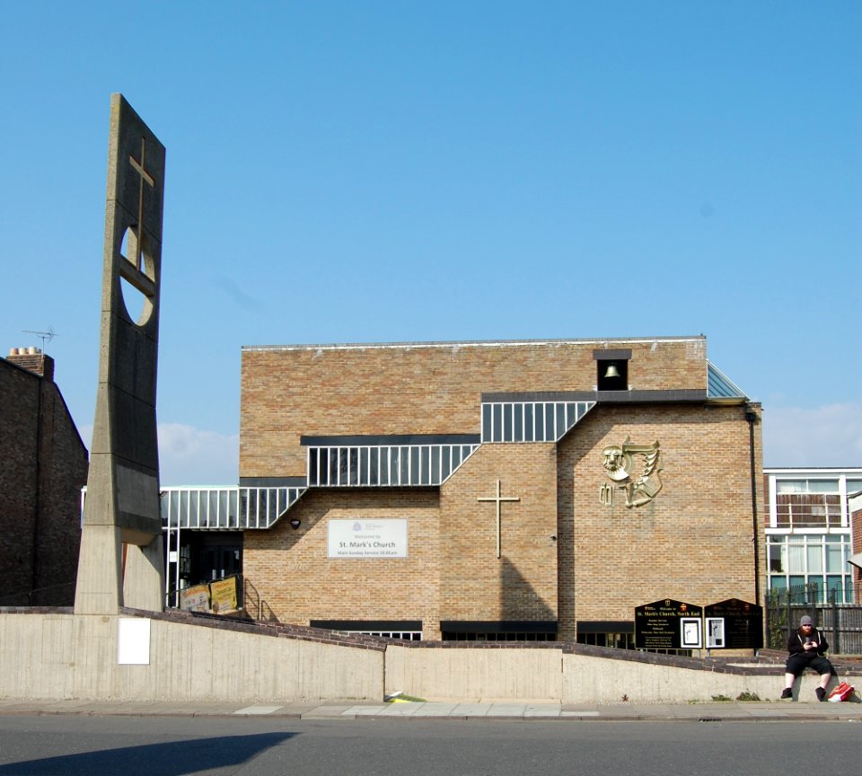 St Mark's Church, 10–12 Derby Road, North End, Portsmouth (March 2019) (3)