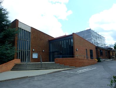 St Mark's United Church, Great Tattenhams, Tattenham Corner (August 2013) (7)