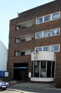 St Mark's United Reformed Church, Mount Pleasant Road, Broomgrove, Hastings (April 2010)