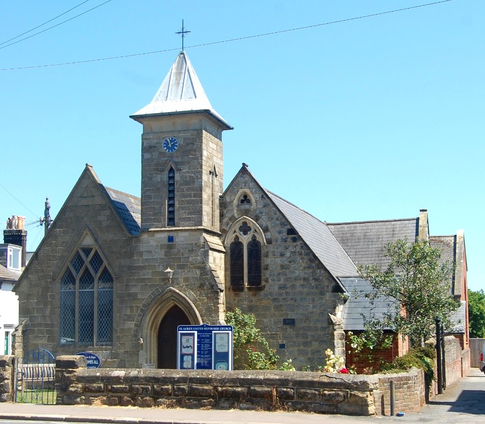 St Luke's United Reformed Church, Sedlescombe Road North, Silverhill, St Leonards-on-Sea (June 2020) (5)