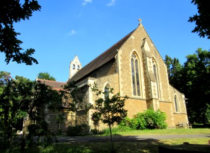 St Mary's Church, Church Road, Long Ditton (NHLE Code 1188093) (June 2015) (6)