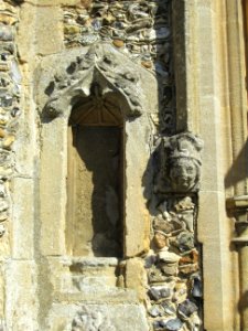 St Mary, Great Dunmow 02 empty niche