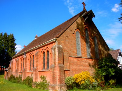 St Martin-by-the-Green Church, Dene Lane, Lower Bourne, Farnham (May 2015) (6)