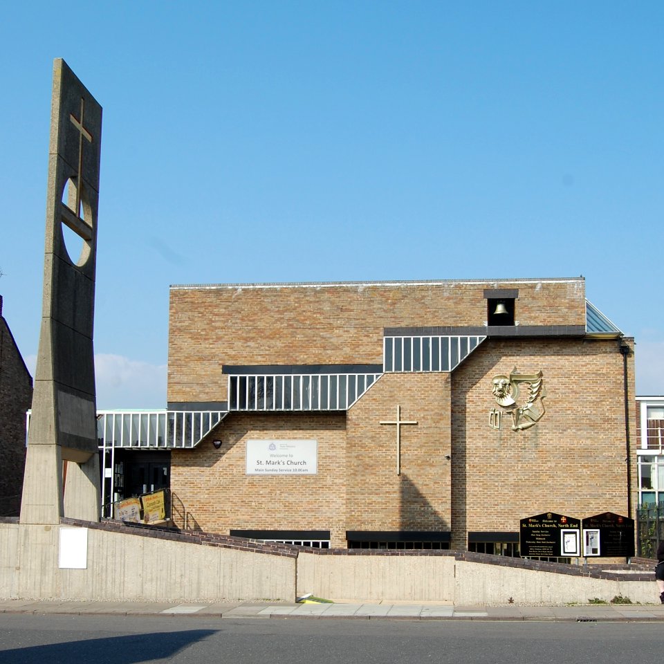 St Mark's Church, 10–12 Derby Road, North End, Portsmouth (March 2019) (2)