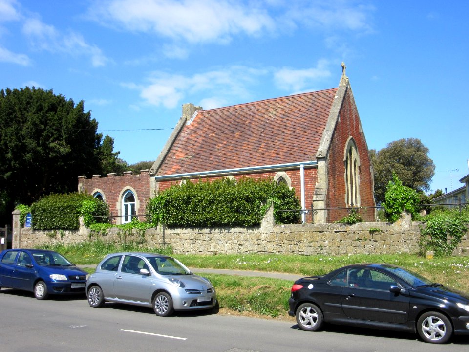 St Luke's Mission Church, Lane End Road, Bembridge (May 2016) (9)