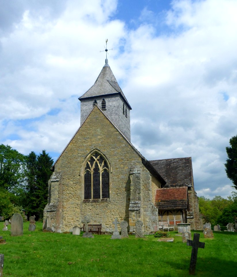 St Mary and All Saints Church, Church Road, Dunsfold (May 2014) (10)