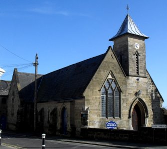 St Luke's United Reformed Church, Sedlescombe Road North, Silverhill, St Leonards-on-Sea (April 2010)
