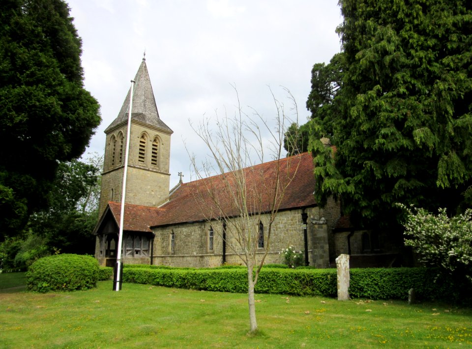 St Margaret of Antioch Church, Church Road, Fernhurst (June 2015) (2)