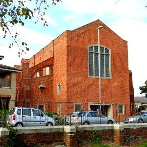 St Margaret of Scotland Church, Highland Road, Eastney, Portsmouth (October 2017) (5)