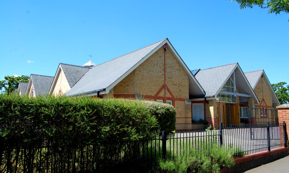 St Michael and All Angels Church, Dunsbury Way, Leigh Park (May 2019) (6)