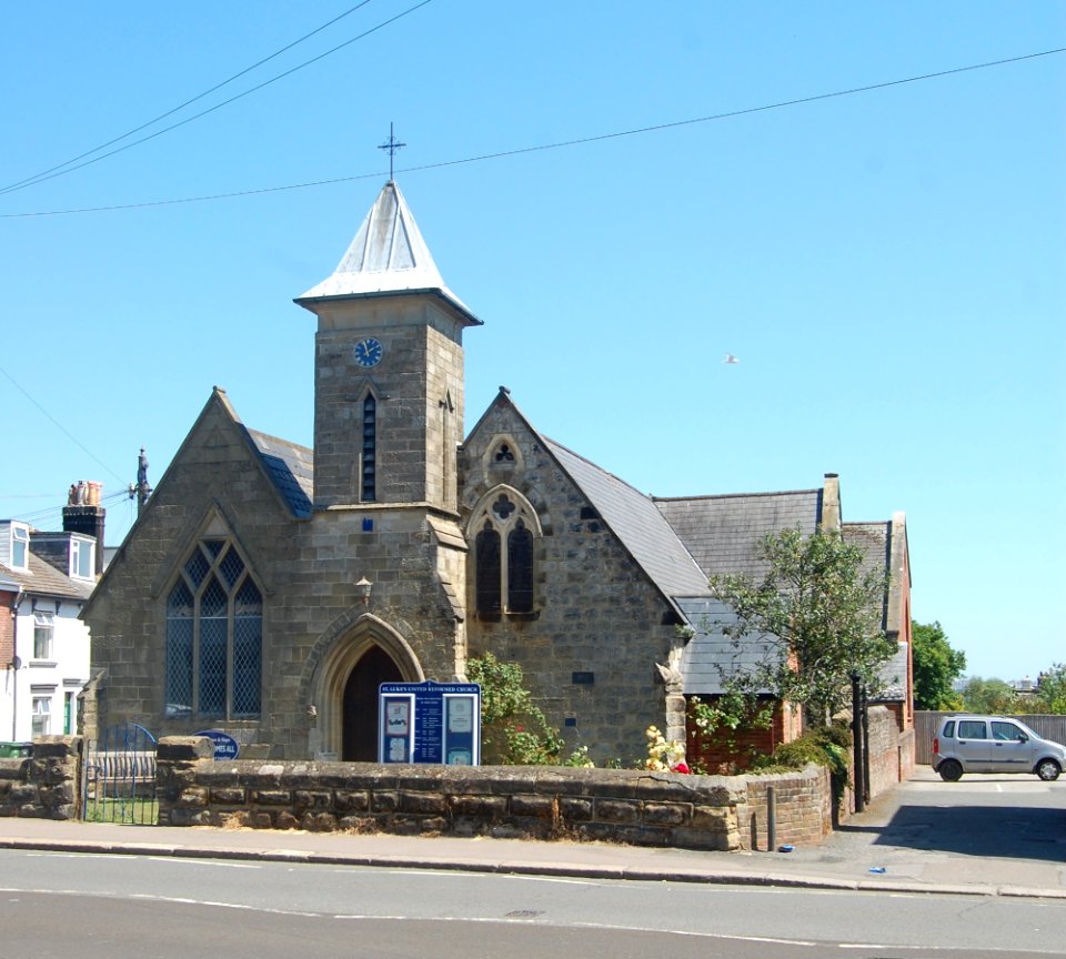 St Luke's United Reformed Church, Sedlescombe Road North, Silverhill, St Leonards-on-Sea (June 2020) (6)