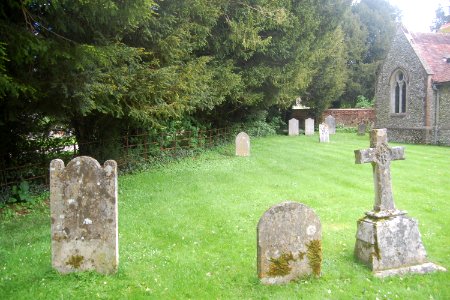 St Nicholas' Church, off Gosport Road, Chawton (NHLE Code 1093974) (May 2021) (Churchyard) (1)