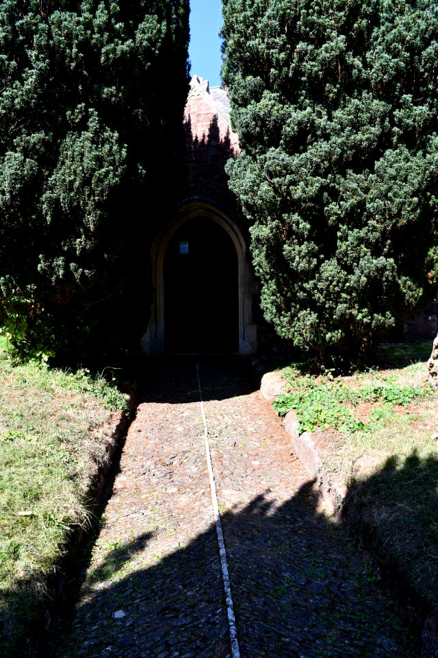 St Michaels, Sowton (2020-09-26) 01