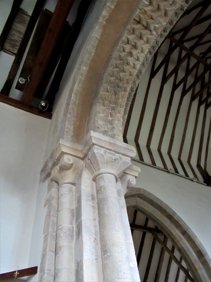 St Michael, Amberley, chancel arch 02