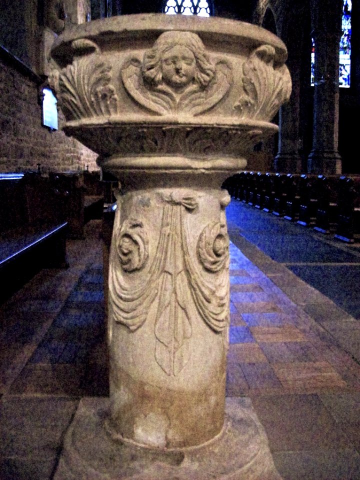 St Michael's Ledbury, font