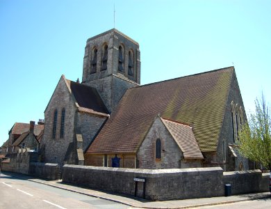 St Michael and All Angels Church, St Michael's Avenue, Swanmore, Ryde (June 2017) (4) photo