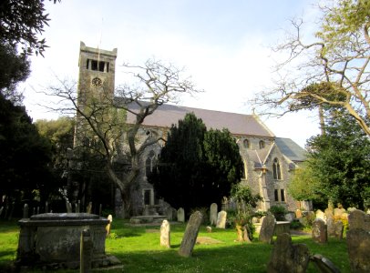 St Mary the Virgin's Church, Church Road, Cowes, Isle of Wight (May 2016) (9)