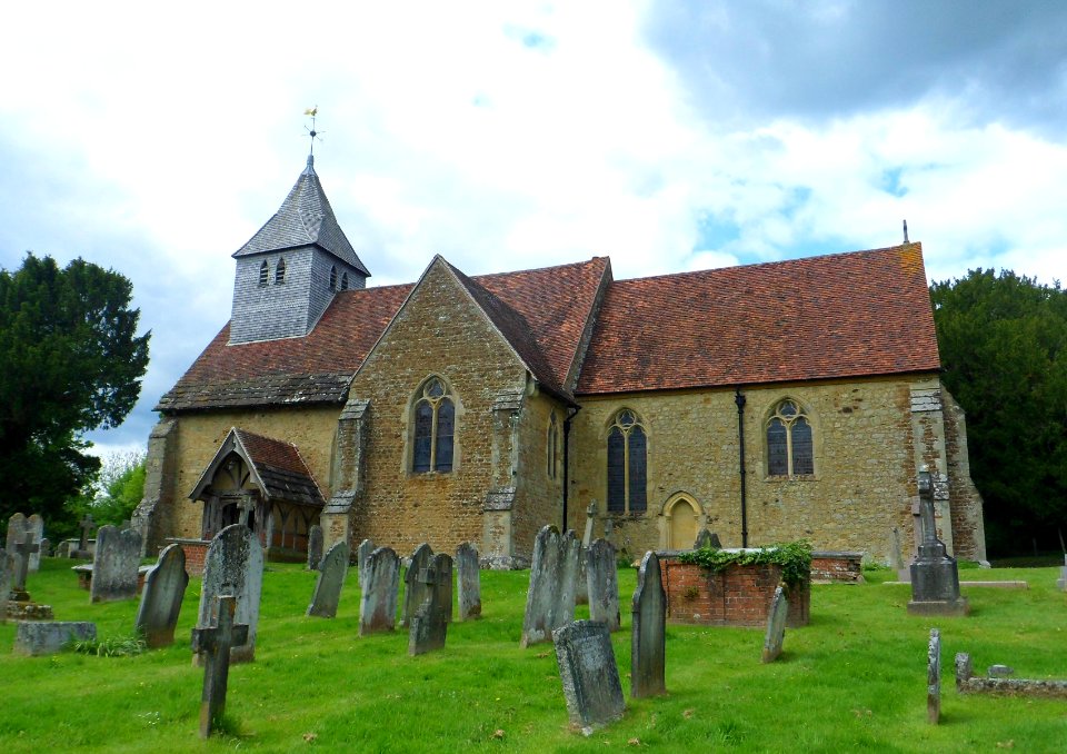 St Mary and All Saints Church, Church Road, Dunsfold (May 2014) (9)